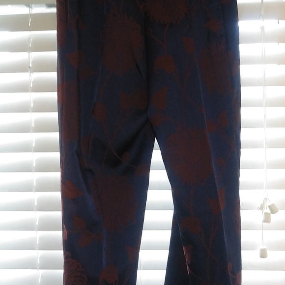 Dress pants - Picture 3 of 4